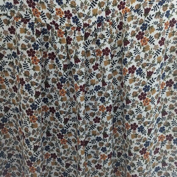 2/$15 - Pleione sleeveless floral top - Picture 7 of 7